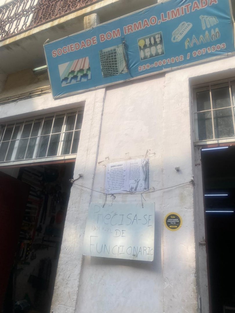 Vagas para Ajudante de Armazém