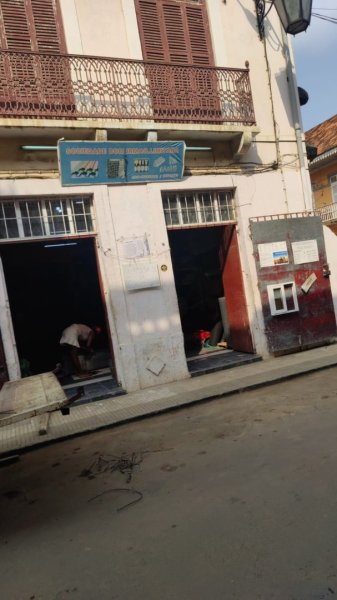 Vagas para Ajudante de Armazém