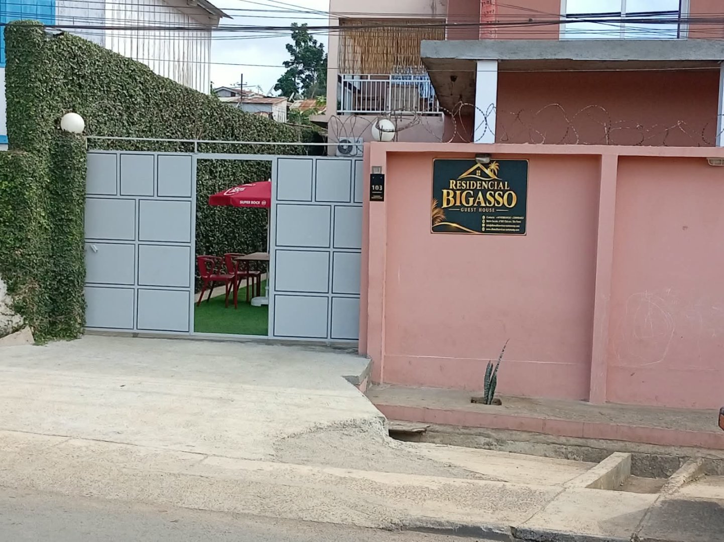 Residencial Bigasso Guest House