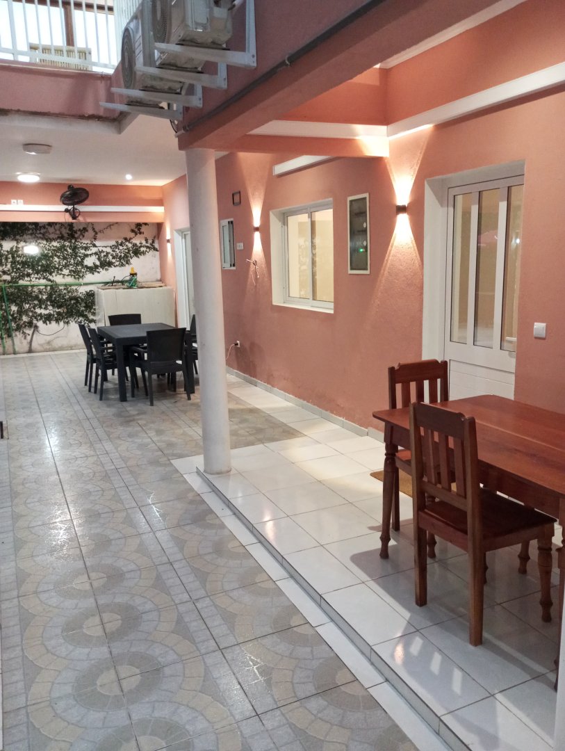 Residencial Bigasso Guest House